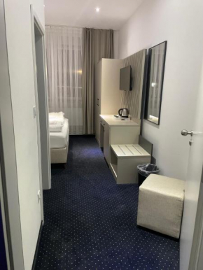 Gastpark Hotel nähe Autobahn A9 Richtung München